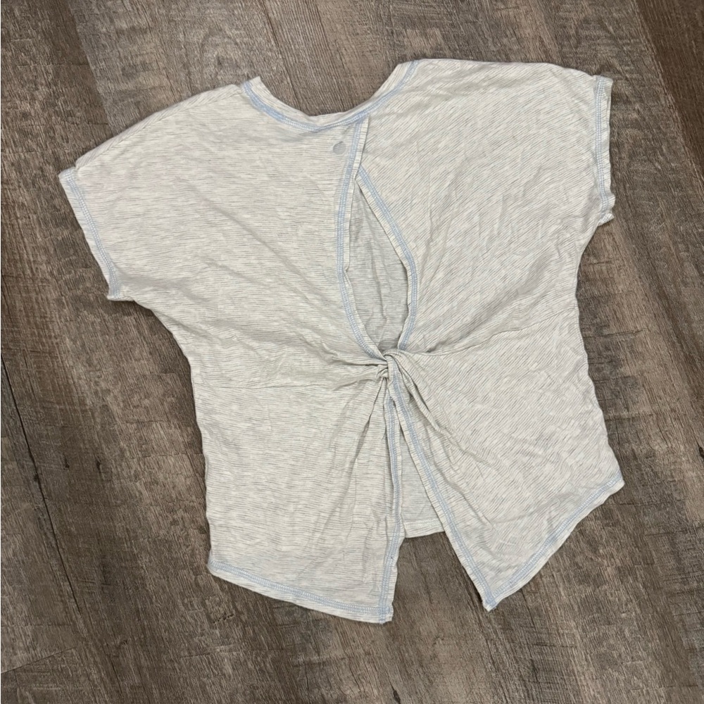 Zella Keyhole Twist Lightweight Top Unique Sz L 10/12